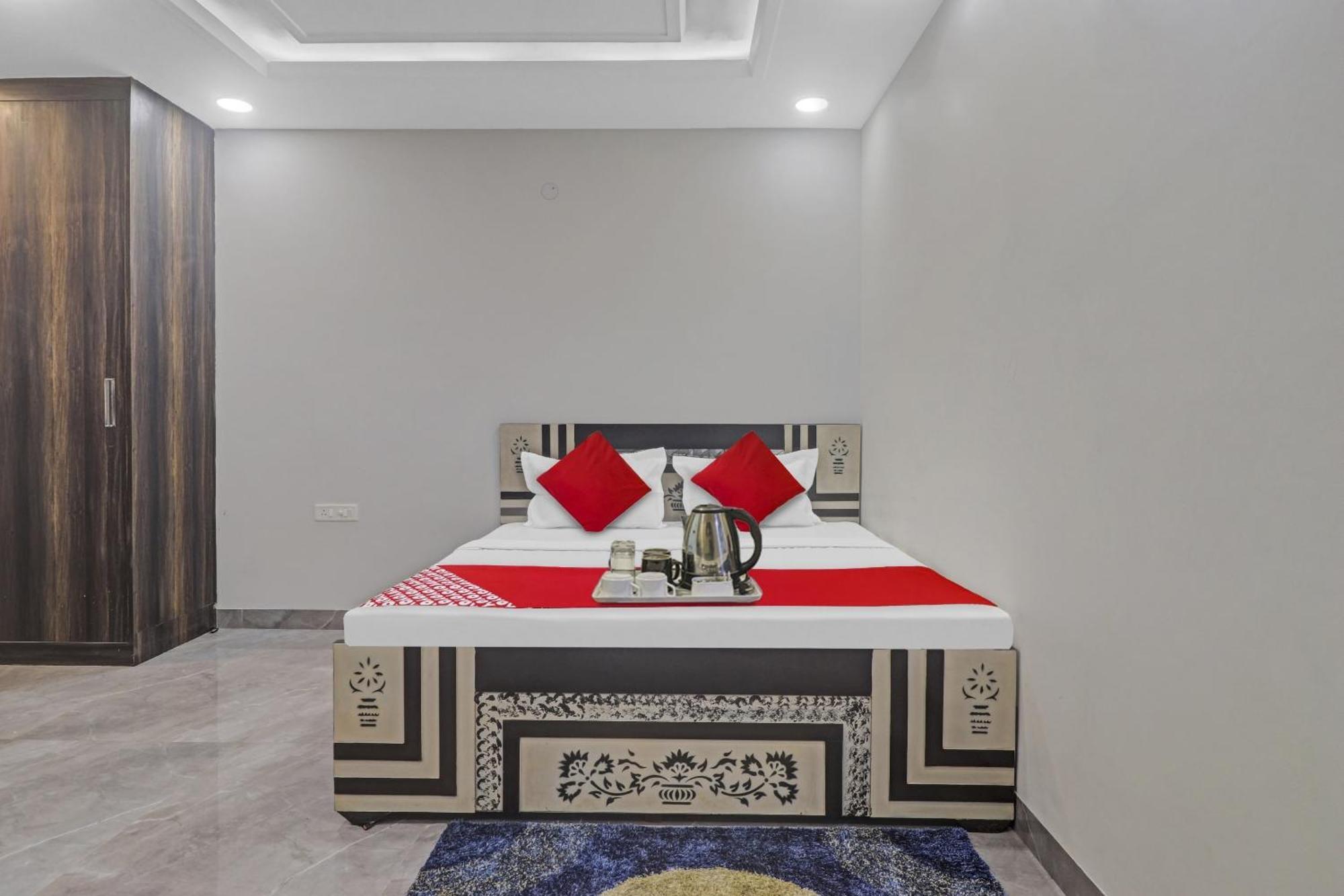 ניו דלהי Hotel O Amazing Guest House מראה חיצוני תמונה