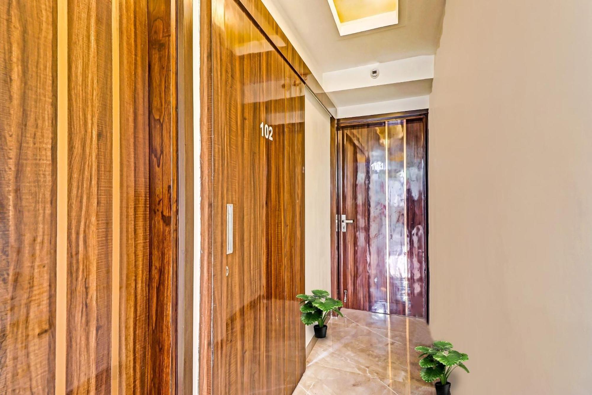 ניו דלהי Hotel O Amazing Guest House מראה חיצוני תמונה